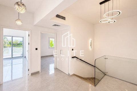 Villa in Meadows, Dubai, UAE 4 bedrooms, 1221 sq.m. № 741385 - photo 24