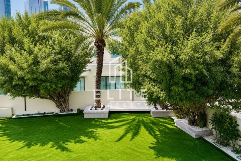 Villa in Meadows, Dubai, UAE 4 bedrooms, 1221 sq.m. № 741385 - photo 11