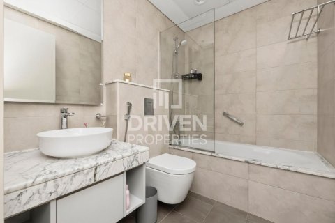 Business Bay, Dubai, BAE’de kiralık daire 2 yatak odası, 75.62 m² No 768172 - fotoğraf 15