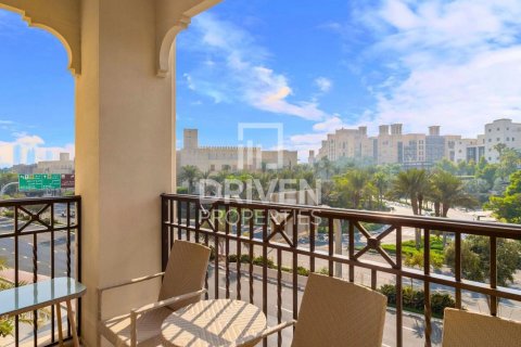 Byt v Umm Suqeim, Dubai, SAE 2 ložnice, 126.07 m² Č.: 768175 - fotografie 2