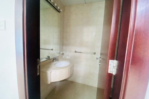 Appartement à louer à Jumeirah Lake Towers, Dubai, EAU 2 chambres, 116 m2 № 715694 - photo 12