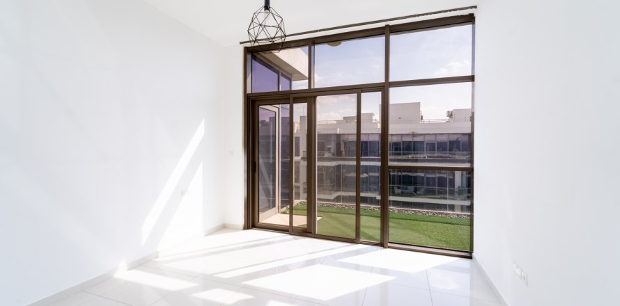 Dubai, संयुक्त अरब अमीरात में अपार्टमेंट, 2 बेडरूम, 133 वर्ग मीटर, संख्या 696055