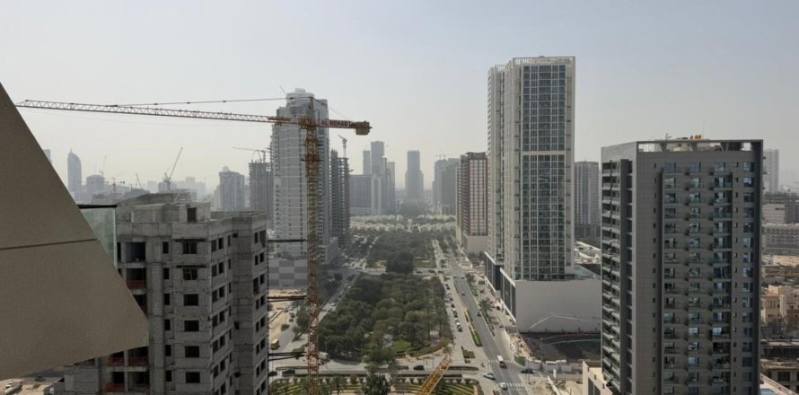 דירה ב Jumeirah Village Circle, Dubai, איחוד האמירויות 1 חדר שינה, 74 מ"ר מספר 696035
