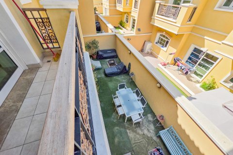 تاون هاوس للبيع في Dubai Sports City، دبي، الإمارات العربية المتحدة 3 غرفة نوم ، 251 متر مربع ، رقم 696054 - صورة 16