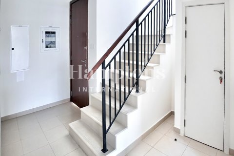 Townhouse de închiriat în Town Square, Dubai, EAU 4 dormitoare, 503.40976998 mp.  №697498 - poză 9