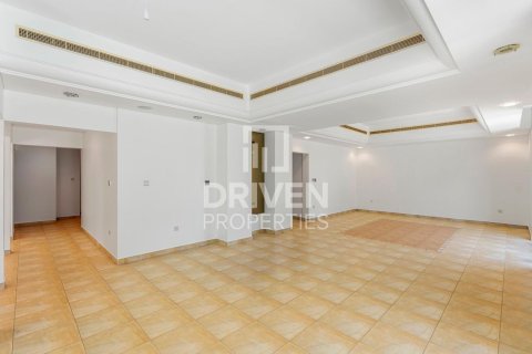 Vila di Dubai Sports City, UEA 5 kamar tidur, 556 m2 nomor 655333 - foto 8