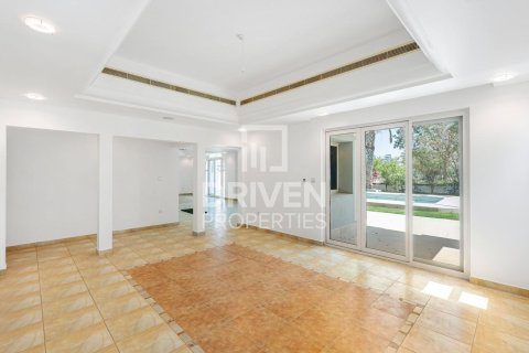 Vila di Dubai Sports City, UEA 5 kamar tidur, 556 m2 nomor 655333 - foto 5