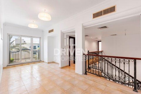Vila di Dubai Sports City, UEA 5 kamar tidur, 556 m2 nomor 655333 - foto 11