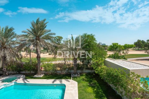 Vila di Dubai Sports City, UEA 5 kamar tidur, 556 m2 nomor 655333 - foto 24
