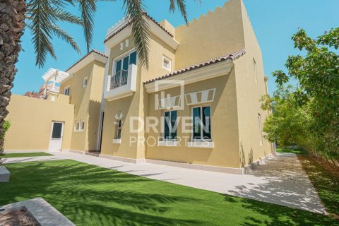 Vila di Dubai Sports City, UEA 5 kamar tidur, 556 m2 nomor 655333 - foto 29