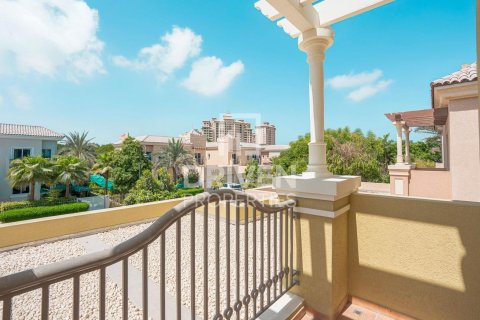 Vila di Dubai Sports City, UEA 5 kamar tidur, 556 m2 nomor 655333 - foto 25