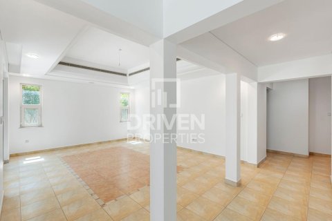 Vila di Dubai Sports City, UEA 5 kamar tidur, 556 m2 nomor 655333 - foto 6