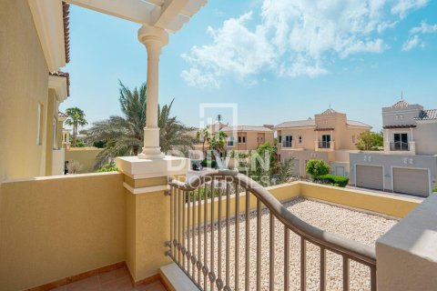 Vila di Dubai Sports City, UEA 5 kamar tidur, 556 m2 nomor 655333 - foto 27