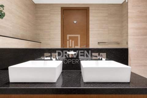 Apartament në Business Bay, Dubai, Emiratet e Bashkuara Arabe 2 dhoma gjumi, 102.29 m2. № 759092 - Foto 8