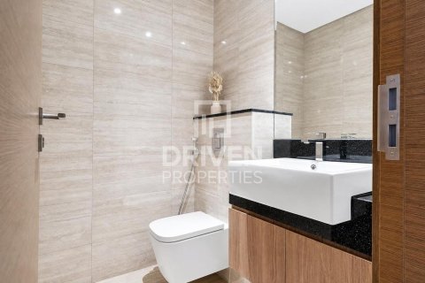 Apartament në Business Bay, Dubai, Emiratet e Bashkuara Arabe 2 dhoma gjumi, 102.29 m2. № 759092 - Foto 10