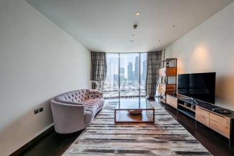 Apartemen di Downtown Dubai (Downtown Burj Dubai), UEA 2 kamar tidur, 152.27 m2 nomor 759093 - foto 2