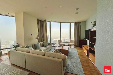 Apartment til leje i Downtown Dubai (Downtown Burj Dubai), Dubai, UAE 2 soveværelser, 173.5 kvm № 652389 - foto 4