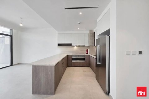 Townhouse de închiriat în Dubai, EAU 3 dormitoare, 200.5 mp.  №652386 - poză 1