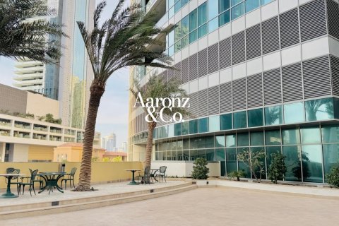 Apartament de închiriat în Jumeirah Beach Residence, Dubai, EAU 4 dormitoare, 345 mp.  №720685 - poză 28