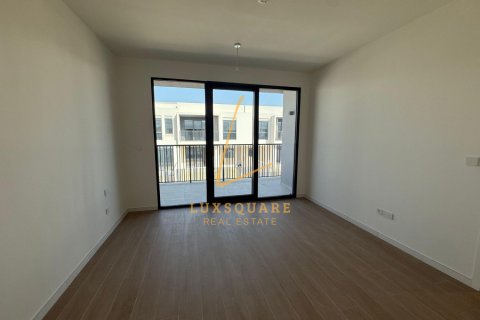 Villa itt: Jebel Ali, Dubai, EAE, 3 hálószoba, 242 m², azonosító: 720680 - fénykép 7