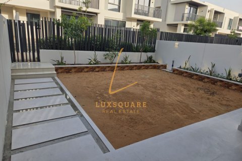 Villa itt: Jebel Ali, Dubai, EAE, 3 hálószoba, 242 m², azonosító: 720680 - fénykép 28