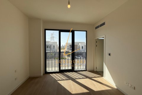 Villa itt: Jebel Ali, Dubai, EAE, 3 hálószoba, 242 m², azonosító: 720680 - fénykép 4