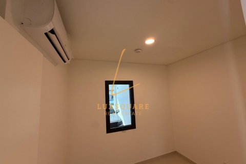 Villa itt: Jebel Ali, Dubai, EAE, 3 hálószoba, 242 m², azonosító: 720680 - fénykép 13