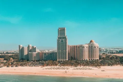 Apartment in Dubai, UAE 2 bedrooms, 176 sq.m. № 715456 - photo 1