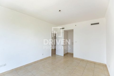 Apartment in The Views, Dubai, UAE 2 bedrooms, 127.93 sq.m. № 743240 - photo 10