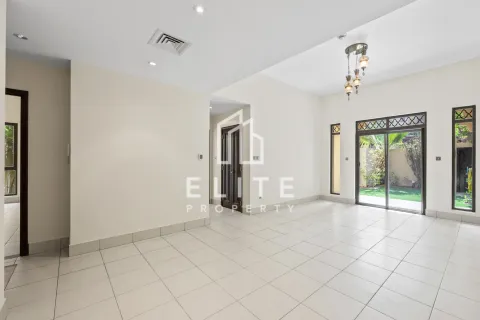 Apartman u gradu Old Town, Dubai, UAE 2 spavaće sobe, 282 m2 Br. 762914 - Slika 2