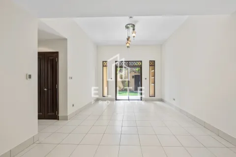 Apartman u gradu Old Town, Dubai, UAE 2 spavaće sobe, 282 m2 Br. 762914 - Slika 3