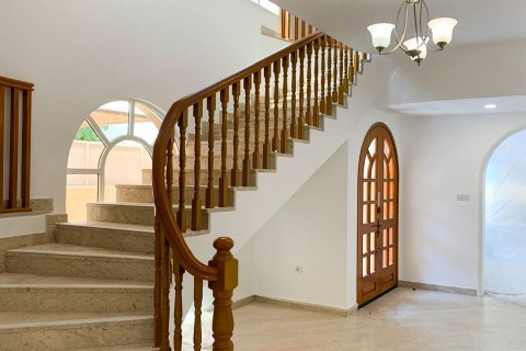 Villa in Al Safa, Dubai, UAE 4 bedrooms, 5870.36 sq.m. № 768834 - photo 10