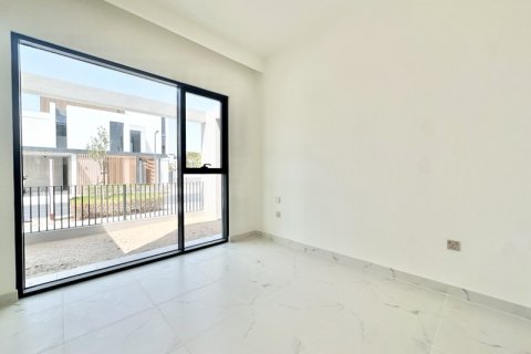 Kaupunkipientalo Arabian Ranches 3, Dubai, Arabiemiraatit 5 makuuhuonetta, 548.69 m2 № 768833 - kuva 2