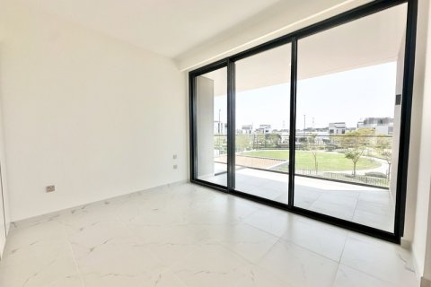 Kaupunkipientalo Arabian Ranches 3, Dubai, Arabiemiraatit 5 makuuhuonetta, 548.69 m2 № 768833 - kuva 3