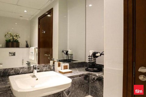 Apartment in Business Bay, Dubai, UAE 1 bedroom, 74.6 sq.m. № 633906 - photo 10