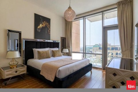 Apartment in Business Bay, Dubai, UAE 1 bedroom, 74.6 sq.m. № 633906 - photo 2