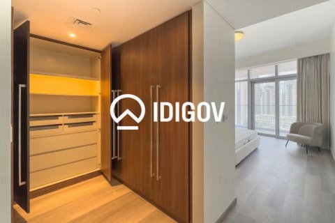 Apartment in Downtown Dubai (Downtown Burj Dubai), Dubai, UAE 3 bedrooms, 191.84 sq.m. № 764697 - photo 16