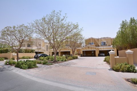 Vilă de închiriat în Arabian Ranches 2, Dubai, EAU 2 dormitoare, 284.87961726 mp.  №681400 - poză 20