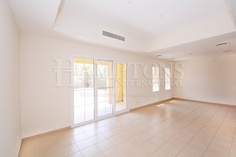 Vilă de închiriat în Arabian Ranches 2, Dubai, EAU 2 dormitoare, 284.87961726 mp.  №681400 - poză 27