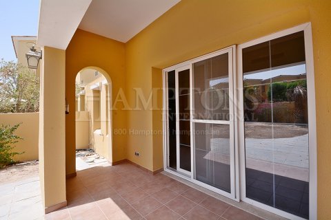 Vilă de închiriat în Arabian Ranches 2, Dubai, EAU 2 dormitoare, 284.87961726 mp.  №681400 - poză 23