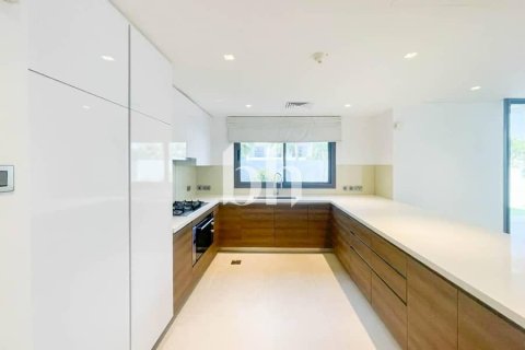 Vila na Yas Island, Abu Dhabi, UAE 4 spavaće sobe, 471 m2 Br. 642505 - Slika 12