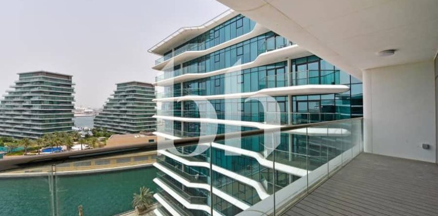 Dzīvoklis Al Raha Beach, Abu Dhabijā, AAE 3 istabas, 179 m2 Nr. 642506