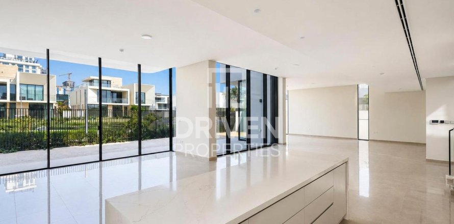 Villa i Dubai Hills Estate, Dubai, Emiratene 5 soverom, 649.02 kvm nr. 768073