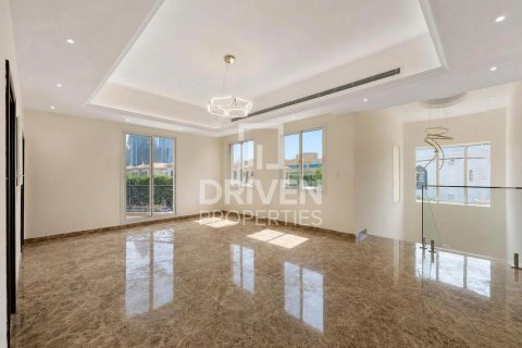 Vila v Al Safa, Dubai, SAE 5 spální, 1300.92 m2 č. 768072 - Fotografia 12
