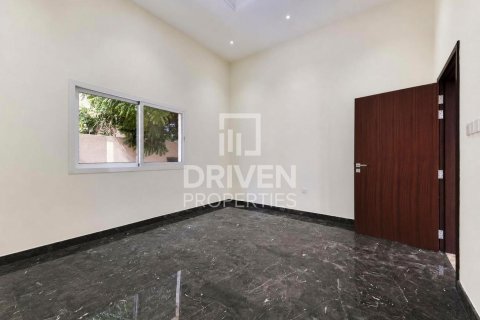 Vila v Al Safa, Dubai, SAE 5 spální, 1300.92 m2 č. 768072 - Fotografia 13