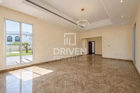 Vila v Al Safa, Dubai, SAE 5 spální, 1300.92 m2 č. 768072 - Fotografia 7