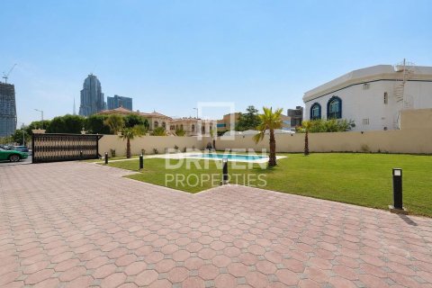 Vila v Al Safa, Dubai, SAE 5 spální, 1300.92 m2 č. 768072 - Fotografia 30