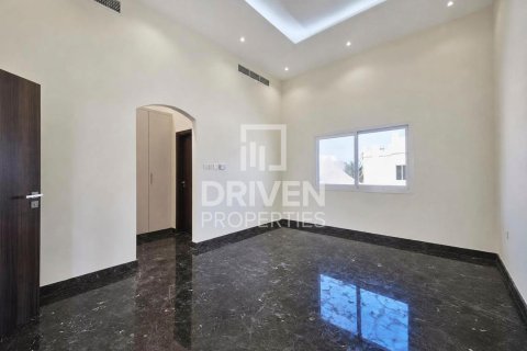 Vila v Al Safa, Dubai, SAE 5 spální, 1300.92 m2 č. 768072 - Fotografia 17