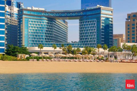 Hotel Apartment in Palm Jumeirah, Dubai, UAE 32.9 sq.m. № 647969 - photo 13