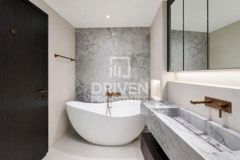 Appartement te huur in Downtown Dubai (Downtown Burj Dubai), Dubai, VAE 3 slaapkamers, 207.82 vr.m., nr 744770 - foto 24